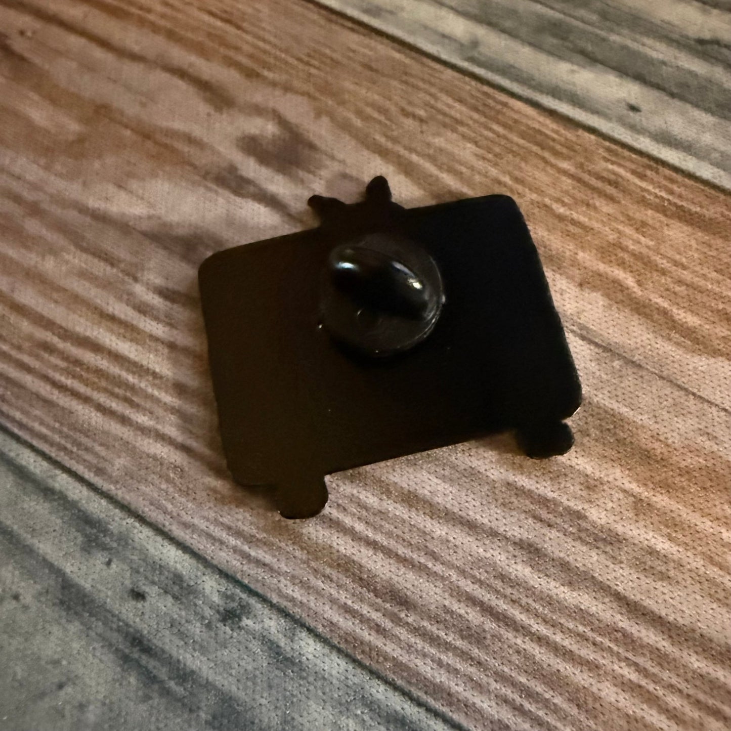 - Misfits TV Skull Pin | Pinback Button | Skulls & Skeletons, Music, Retro & Vintage | Punk, Goth/Gothic from Crypto Zoo Tees