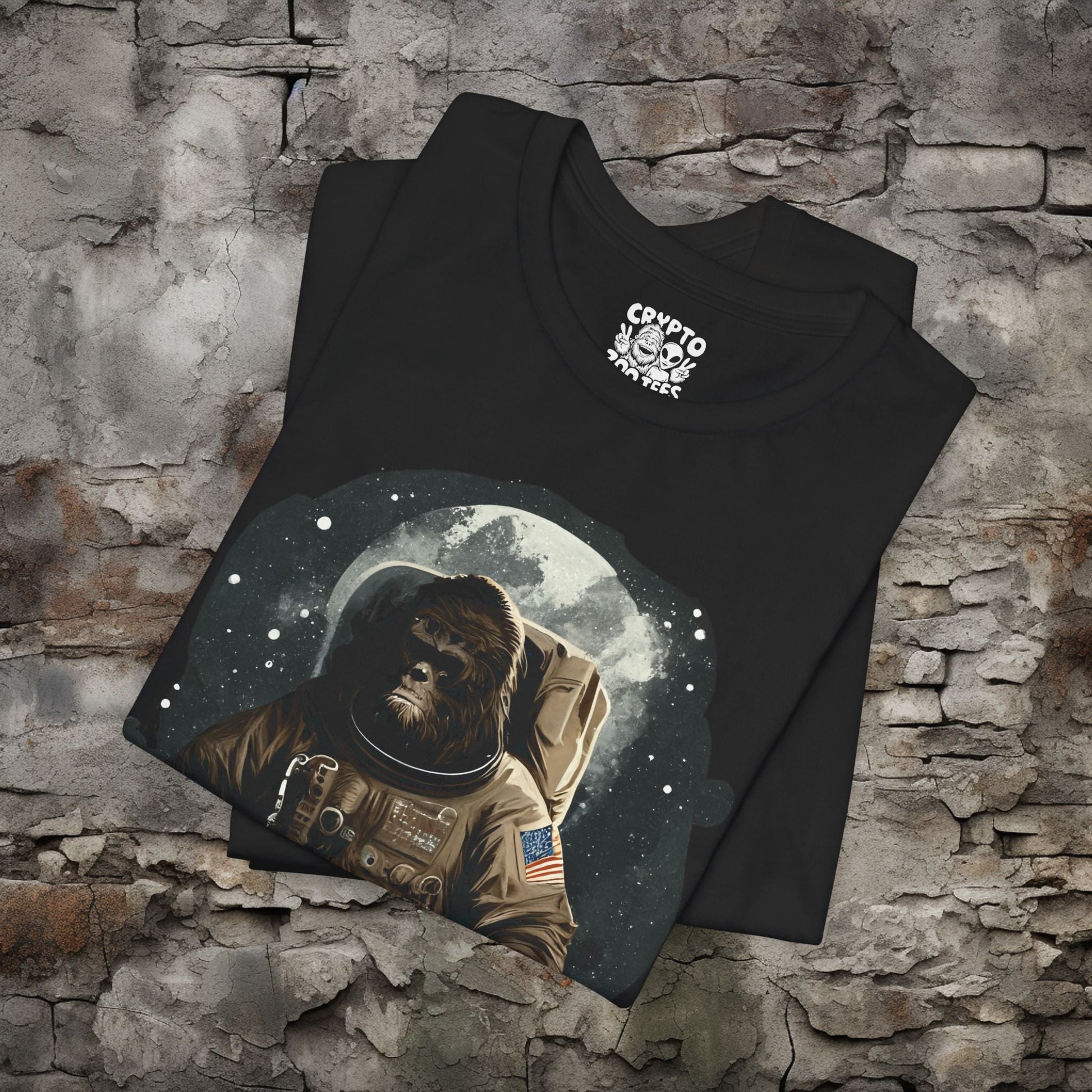 T-Shirt - Astronaut Bigfoot Unisex T-shirt | Unisex T-shirt | Bigfoot, Alien & UFO | Retro & Vintage, Psychedelic from Crypto Zoo Tees