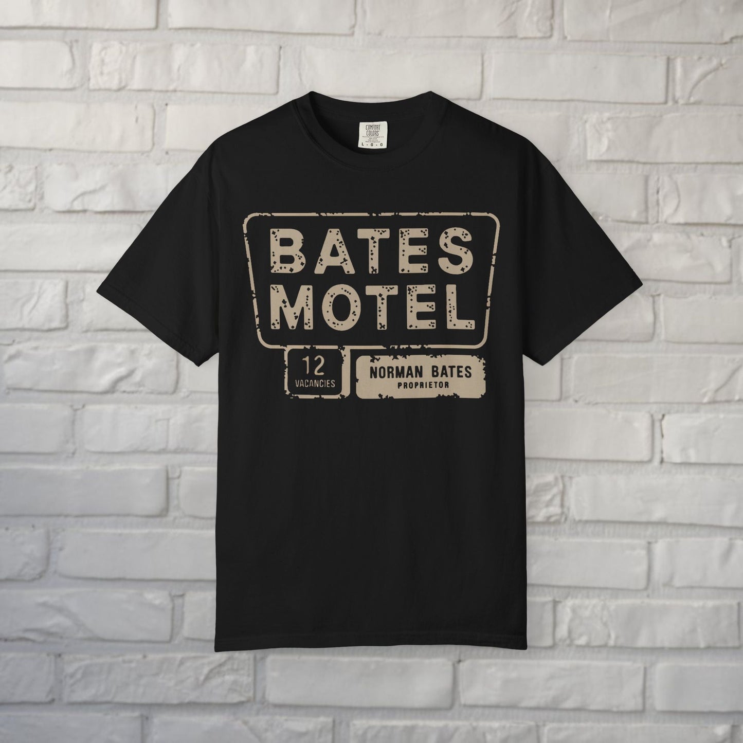 T-Shirt - Bates Motel Shirt | Horror, Retro & Vintage | Pullover Hoodie from Crypto Zoo Tees