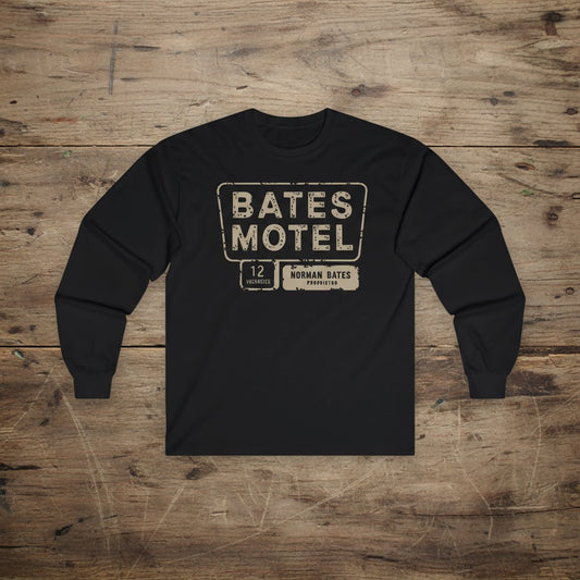 T-Shirt - Bates Motel Shirt | Horror, Retro & Vintage | Pullover Hoodie from Crypto Zoo Tees