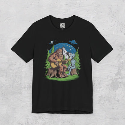 T-Shirt - Bigfoot & Alien Camping | Unisex T-shirt | Bigfoot, Alien & UFO | Funny from Crypto Zoo Tees