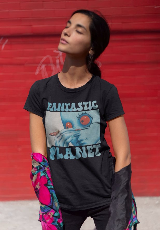 T-Shirt - Fantastic Planet Ladies Tee | La Planate Sauvage T-shirt | Women's T-Shirt | Cotton Tee from Crypto Zoo Tees