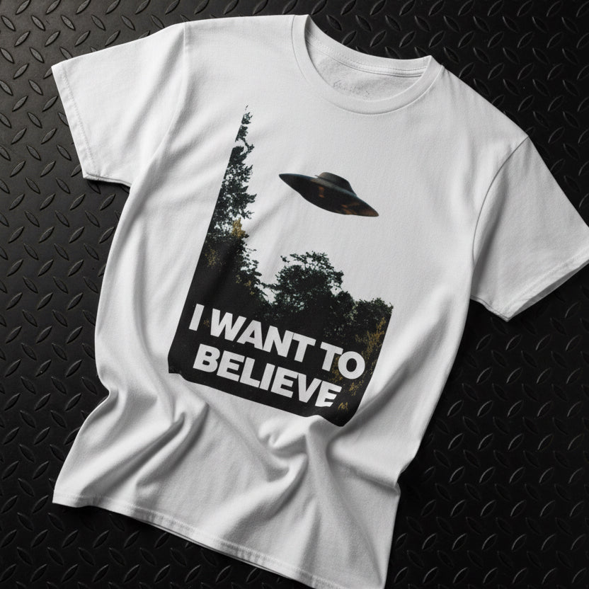 T-Shirt - I Want To Believe UFO Shirt | Alien & UFO | Unisex Heavy Cotton - Gildan 5000 from Crypto Zoo Tees