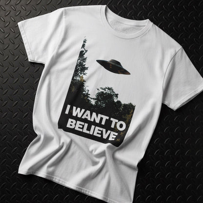 T-Shirt - I Want To Believe UFO Shirt | Alien & UFO | Unisex Heavy Cotton - Gildan 5000 from Crypto Zoo Tees