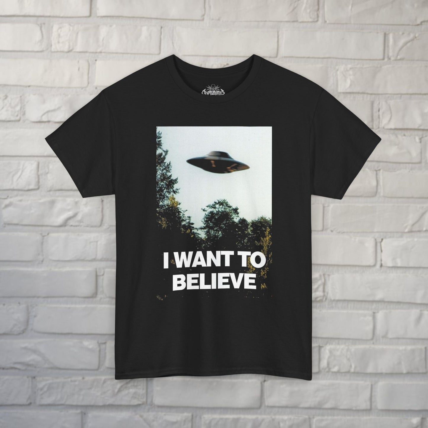 T-Shirt - I Want To Believe UFO Shirt | Alien & UFO | Unisex Heavy Cotton - Gildan 5000 from Crypto Zoo Tees