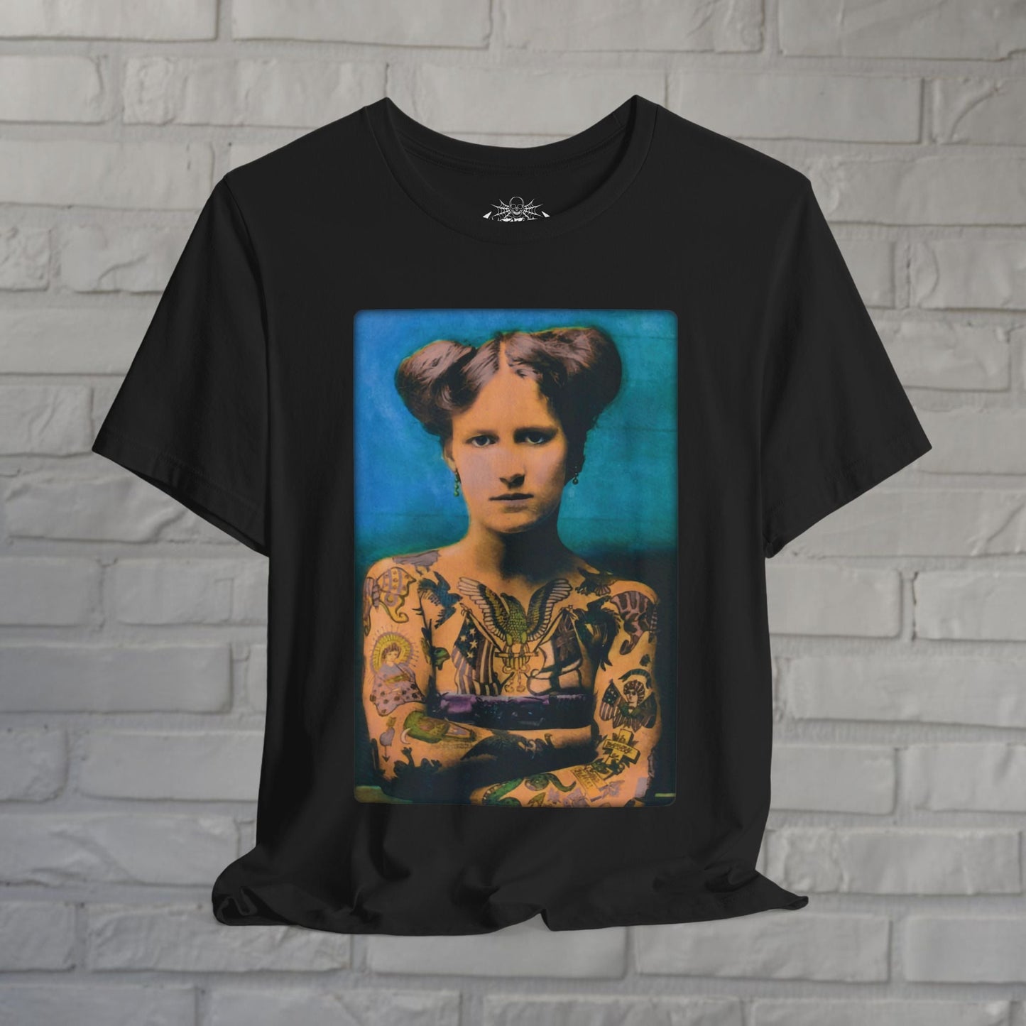T-Shirt - Tattooed Lady T-Shirt Vintage Beauty Tee Old School Tattoo Art Shirt Black Tee American Traditional Style Gift For Tattoo Fan from Crypto Zoo Tees
