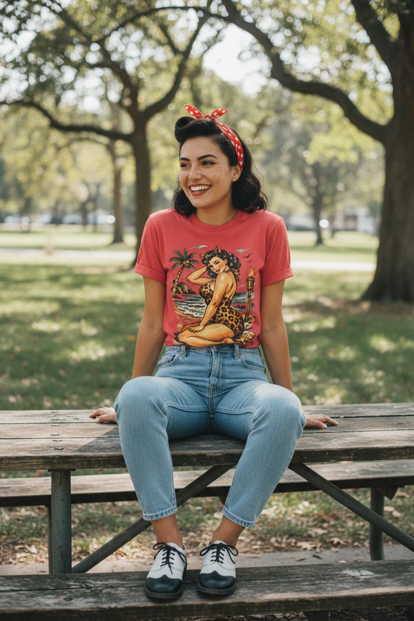 T-Shirt - Vintage Pin Up Beach Shirt | Unisex Heavy Cotton - Gildan 5000 | Retro & Vintage, Art & Artists | Rockabilly from Crypto Zoo Tees